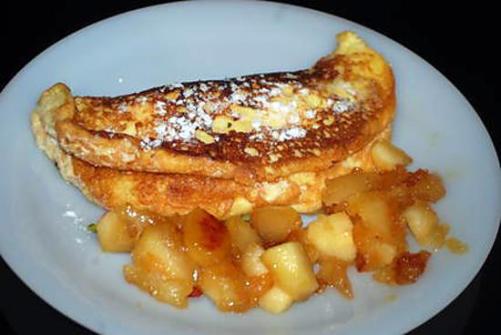 omelette-soufflee-aux-pommes-caramelisees