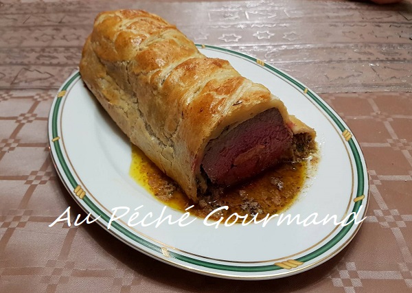 Filet de bœuf en croûte, sauce foie gras morilles – Au Péché Gourmand